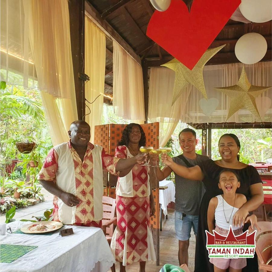 Taman Indah Resort Tamanredjo Eksteriør billede