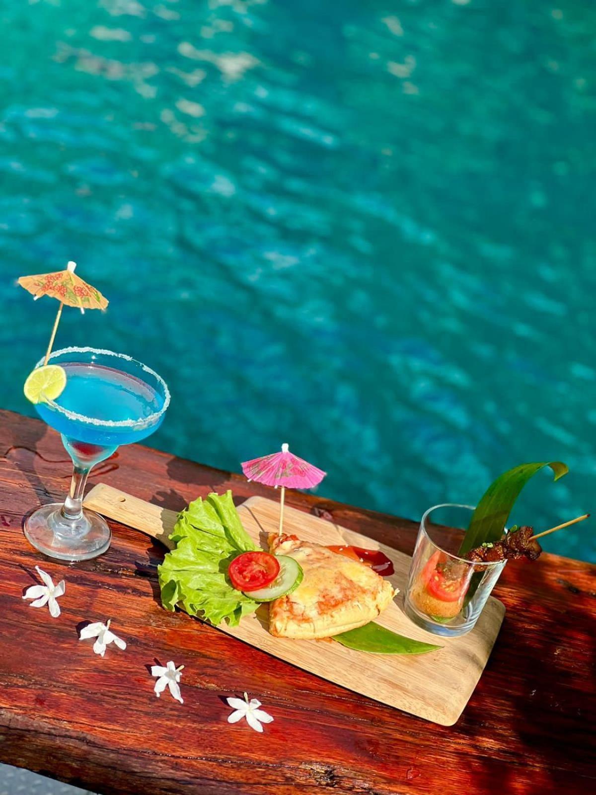 Taman Indah Resort Tamanredjo Eksteriør billede