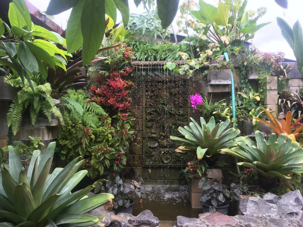 Taman Indah Resort Tamanredjo Eksteriør billede