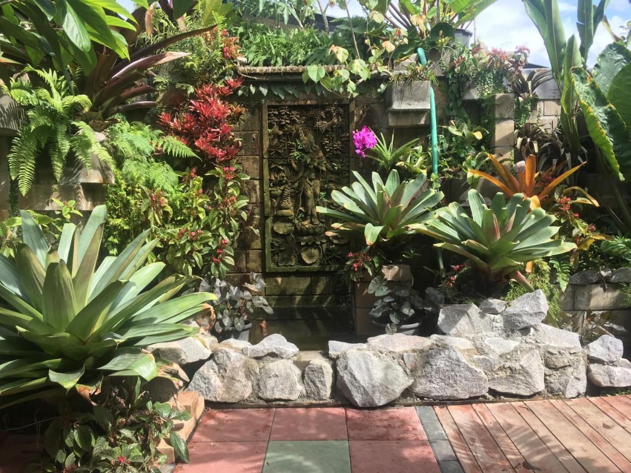 Taman Indah Resort Tamanredjo Eksteriør billede